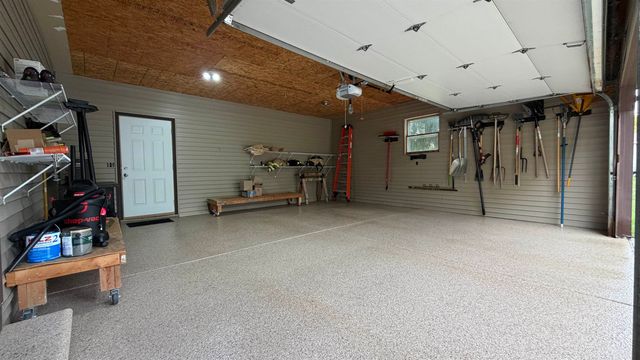 7275 Hall Road, Davisburg, MI 48350