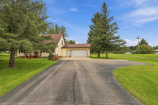 7275 Hall Road, Davisburg, MI 48350