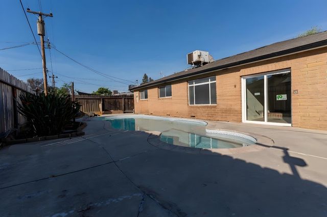 5761 N Orchard Street, Fresno, CA 93710