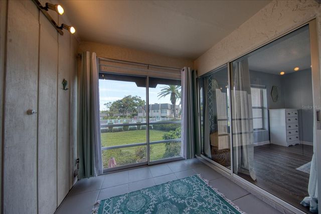 712 CORDOVA GREENS 712, Seminole, FL 33777