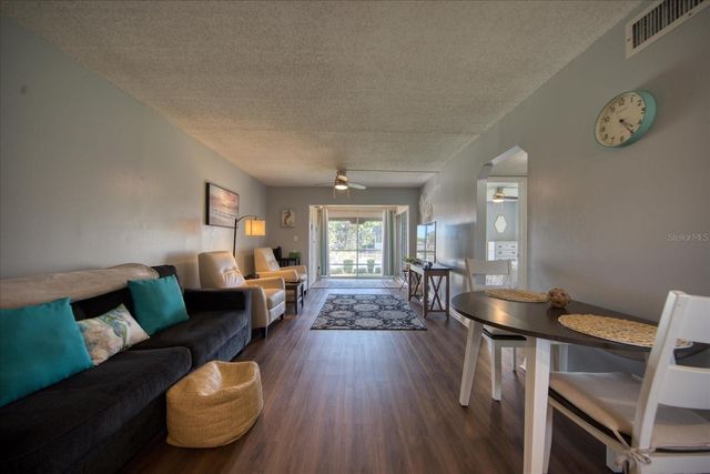 712 CORDOVA GREENS 712, Seminole, FL 33777