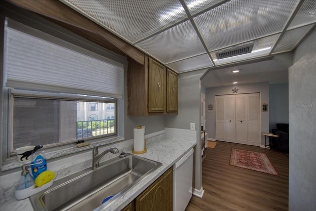712 CORDOVA GREENS 712, Seminole, FL 33777
