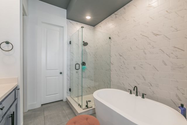 2425 Longspur Drive, Fort Worth, TX 76008