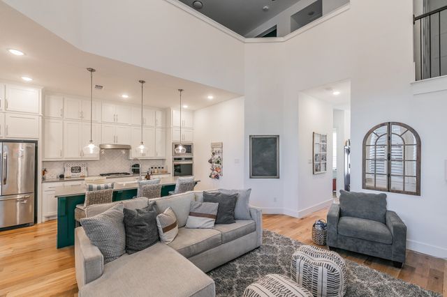 2425 Longspur Drive, Fort Worth, TX 76008
