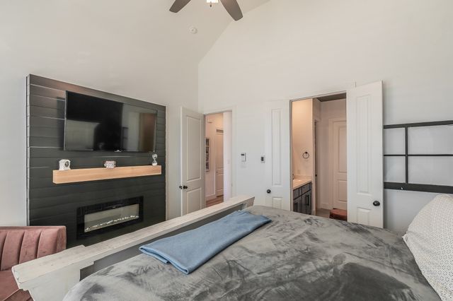 2425 Longspur Drive, Fort Worth, TX 76008