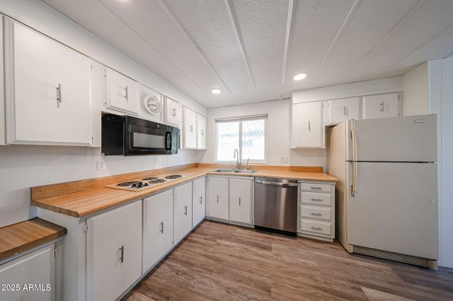 616 S 86TH Place, Mesa, AZ 85208