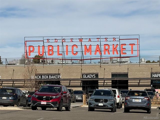 5343 W 16th Avenue, Lakewood, CO 80214