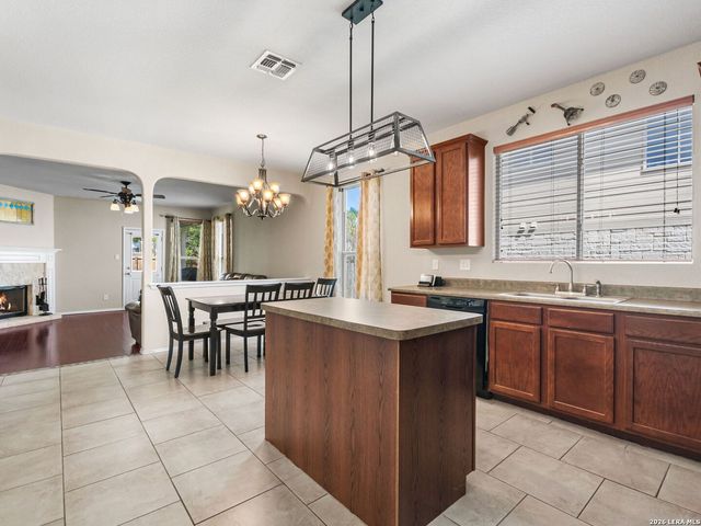 7407 Paraiso Pt, Boerne, TX 78015