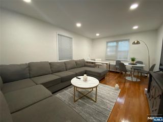 63 W Hudson B7, Englewood, NJ 07631