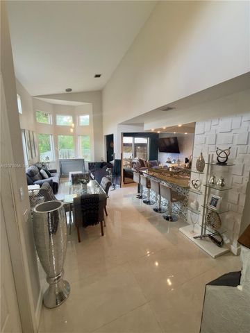 5691 NW 125th Avenue, Coral Springs, FL 33076