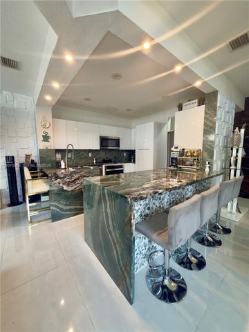 5691 NW 125th Avenue, Coral Springs, FL 33076