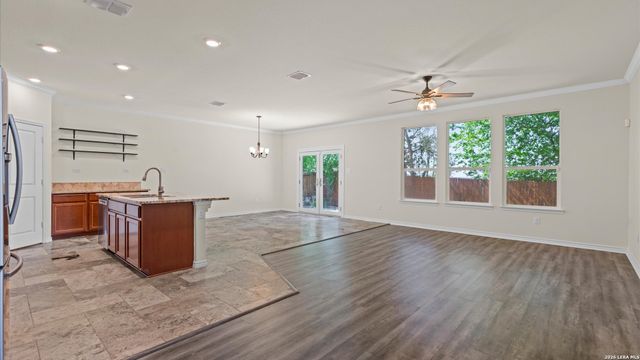 5245 Nature, Marion, TX 78124