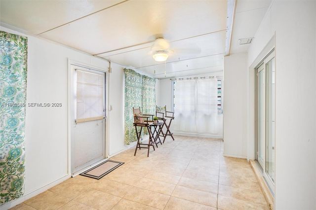 107 SE 5th St N, Dania Beach, FL 33004