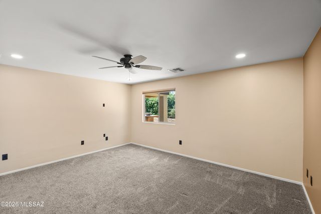 1290 W Molinetto Drive, Oro Valley, AZ 85737