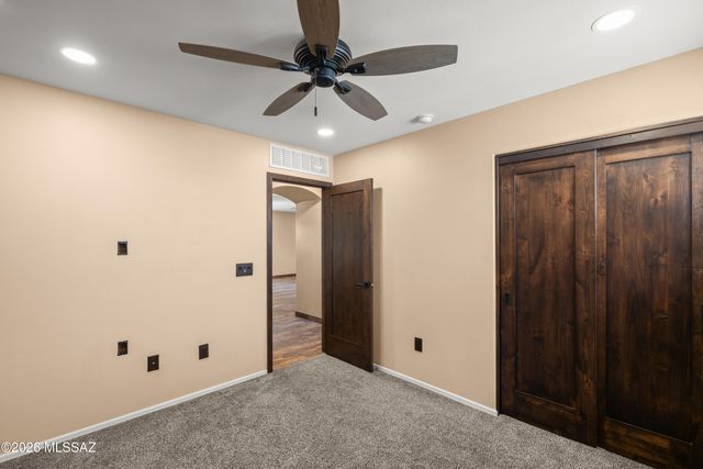1290 W Molinetto Drive, Oro Valley, AZ 85737