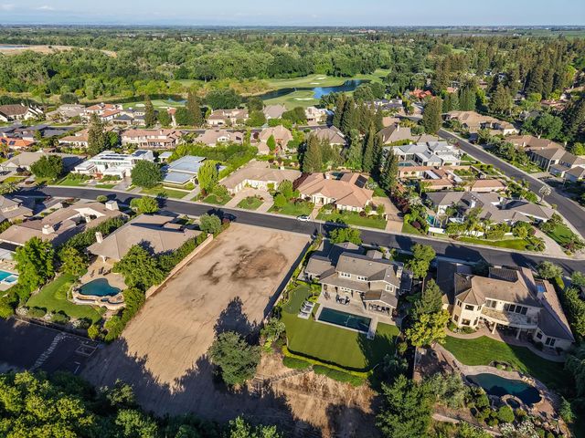 7407 River Nine Dr, Modesto, CA 95356