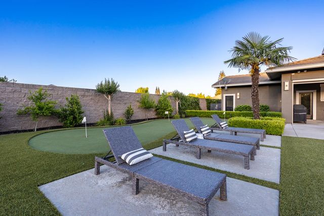 7407 River Nine Dr, Modesto, CA 95356