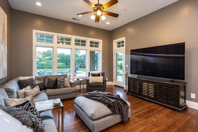 7407 River Nine Dr, Modesto, CA 95356