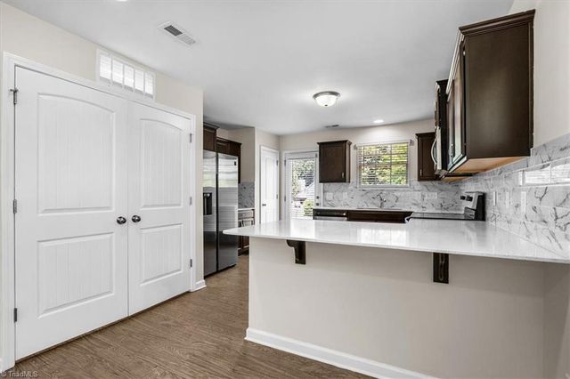3887 Copperfield Court, High Point, NC 27265