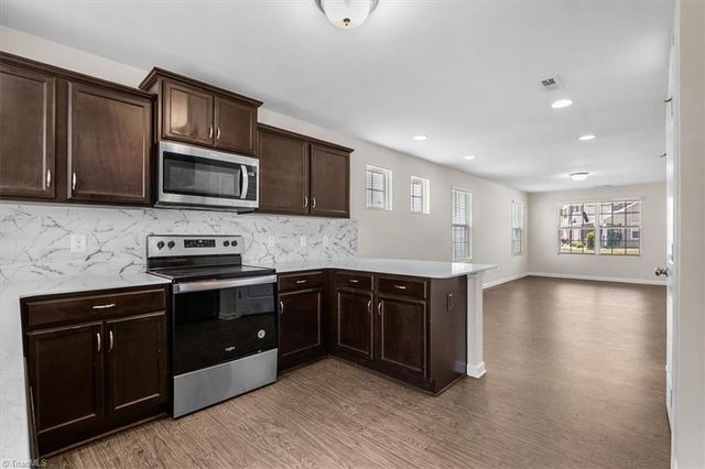 3887 Copperfield Court, High Point, NC 27265