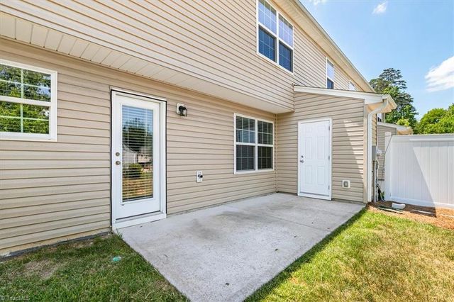 3887 Copperfield Court, High Point, NC 27265