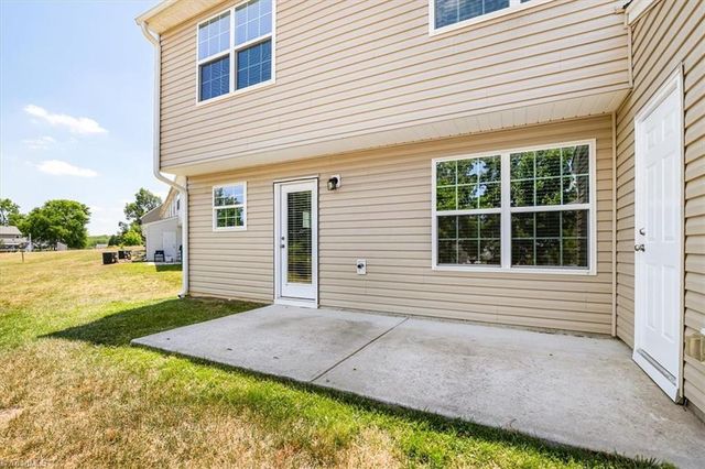 3887 Copperfield Court, High Point, NC 27265