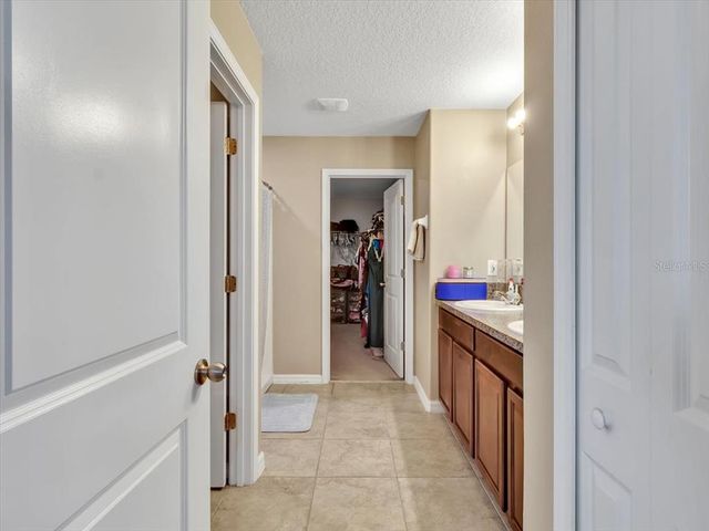 8506 HUNTERS FORK LOOP, Ruskin, FL 33573