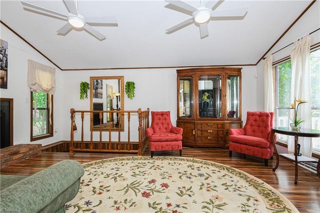 2311 Oakcliffe Drive, Kernersville, NC 27284
