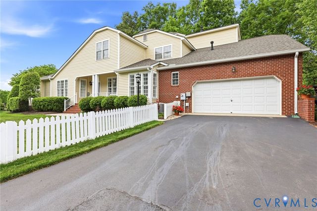 1902 Willow Cove Cir, Henrico, VA 23238