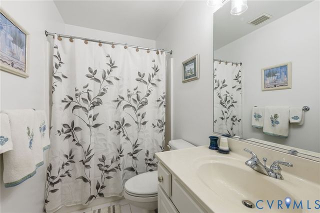 1902 Willow Cove Cir, Henrico, VA 23238