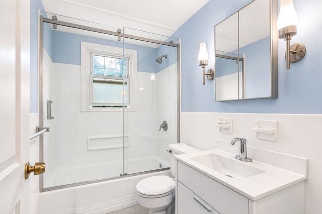906 Boston Rd, Billerica, MA 01821