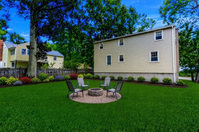 906 Boston Rd, Billerica, MA 01821