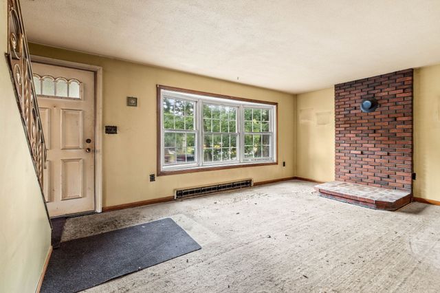 906 Boston Rd, Billerica, MA 01821