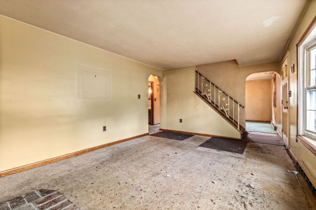 906 Boston Rd, Billerica, MA 01821