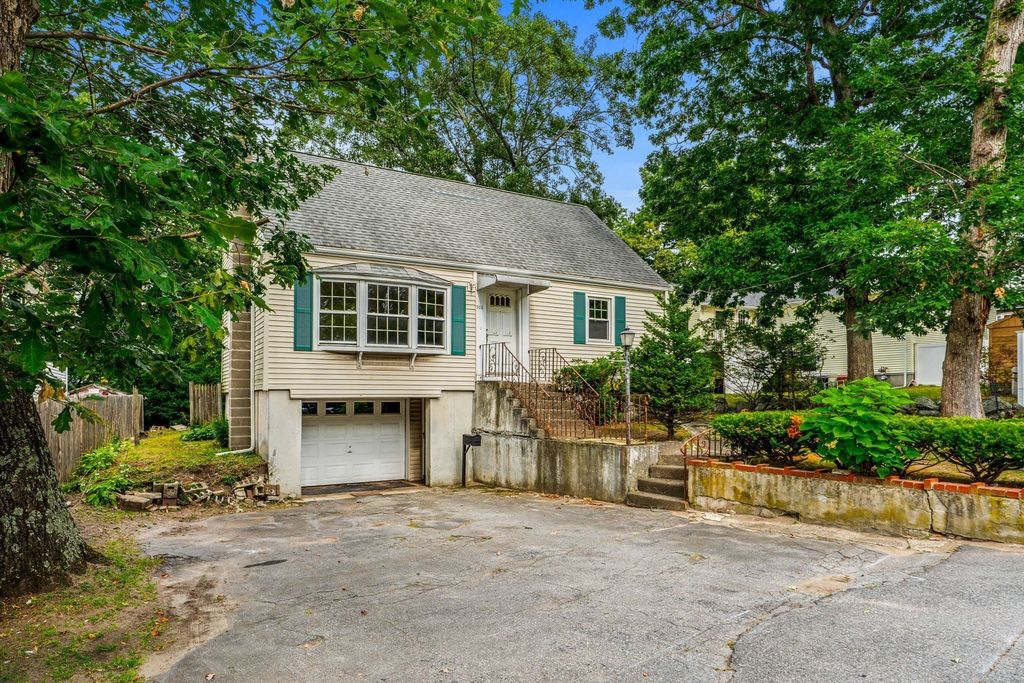 906 Boston Rd, Billerica, MA 01821