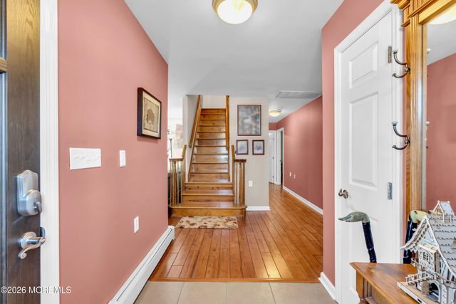33 Clarkson Drive, Toms River, NJ 08753