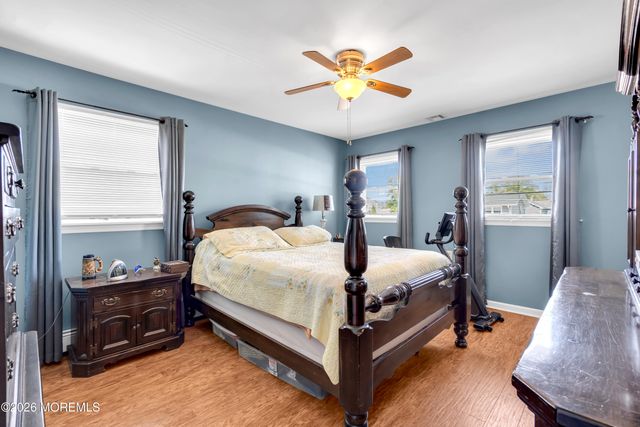 33 Clarkson Drive, Toms River, NJ 08753