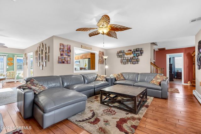 33 Clarkson Drive, Toms River, NJ 08753