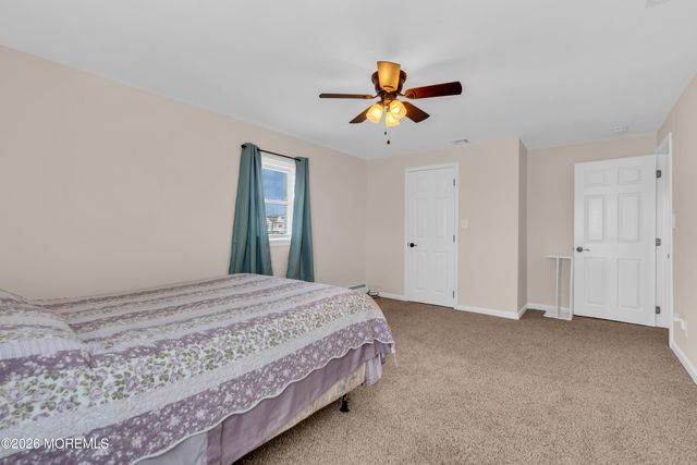33 Clarkson Drive, Toms River, NJ 08753