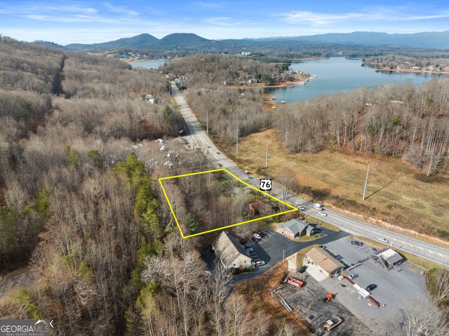 2038 US HWY 76, Hiawassee, GA 30546