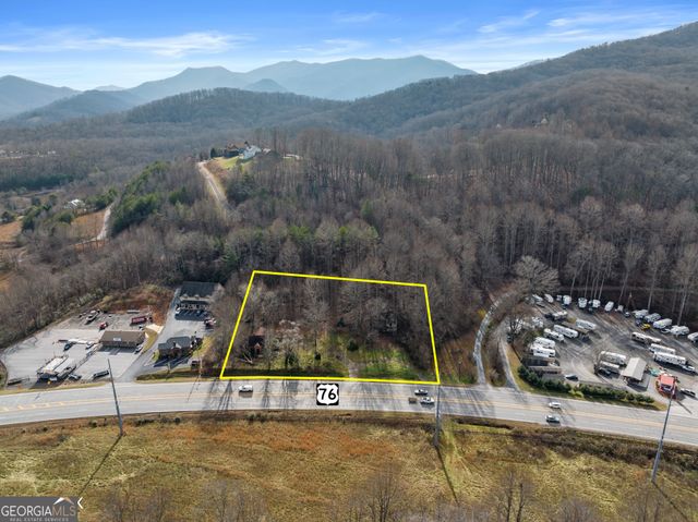 2038 US HWY 76, Hiawassee, GA 30546