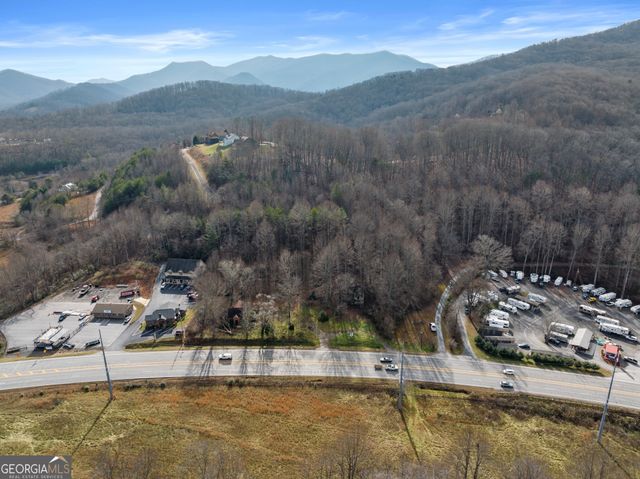 2038 US HWY 76, Hiawassee, GA 30546