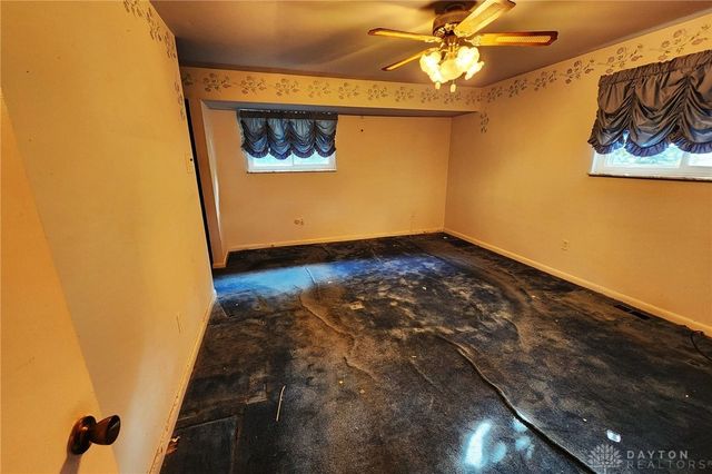 2427 Portage Path, Bellbrook, OH 45305