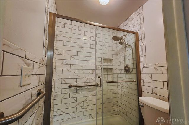 2427 Portage Path, Bellbrook, OH 45305