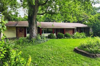 2427 Portage Path, Bellbrook, OH 45305