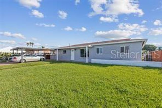 10471 SW 141 STREET, Miami, FL 33176