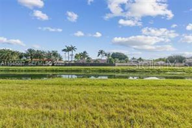 10471 SW 141 STREET, Miami, FL 33176