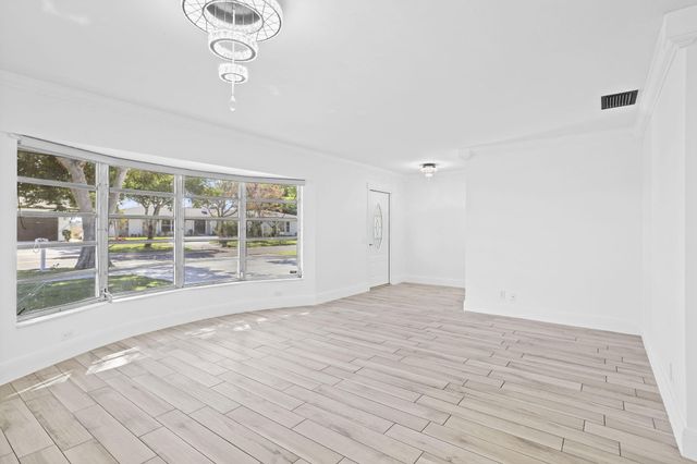 1667 39th Street, West Palm Beach, FL 33407