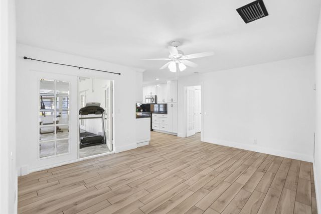 1667 39th Street, West Palm Beach, FL 33407