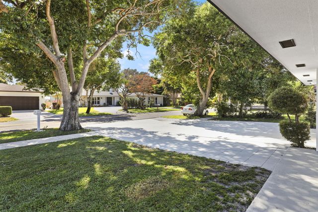 1667 39th Street, West Palm Beach, FL 33407